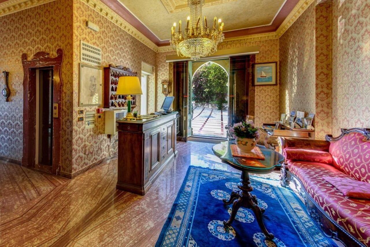 Hotel Villa Riis Taormina Buitenkant foto
