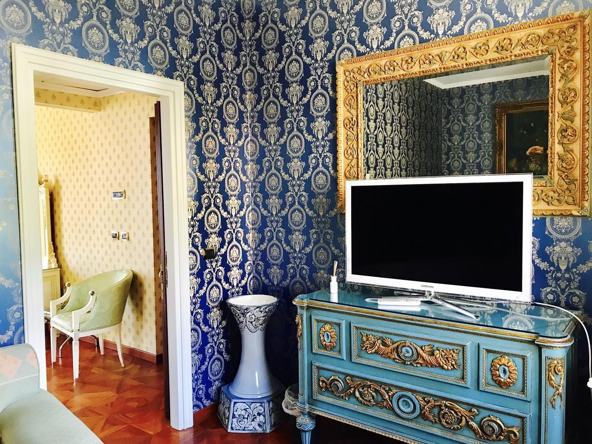 Hotel Villa Riis Taormina Buitenkant foto