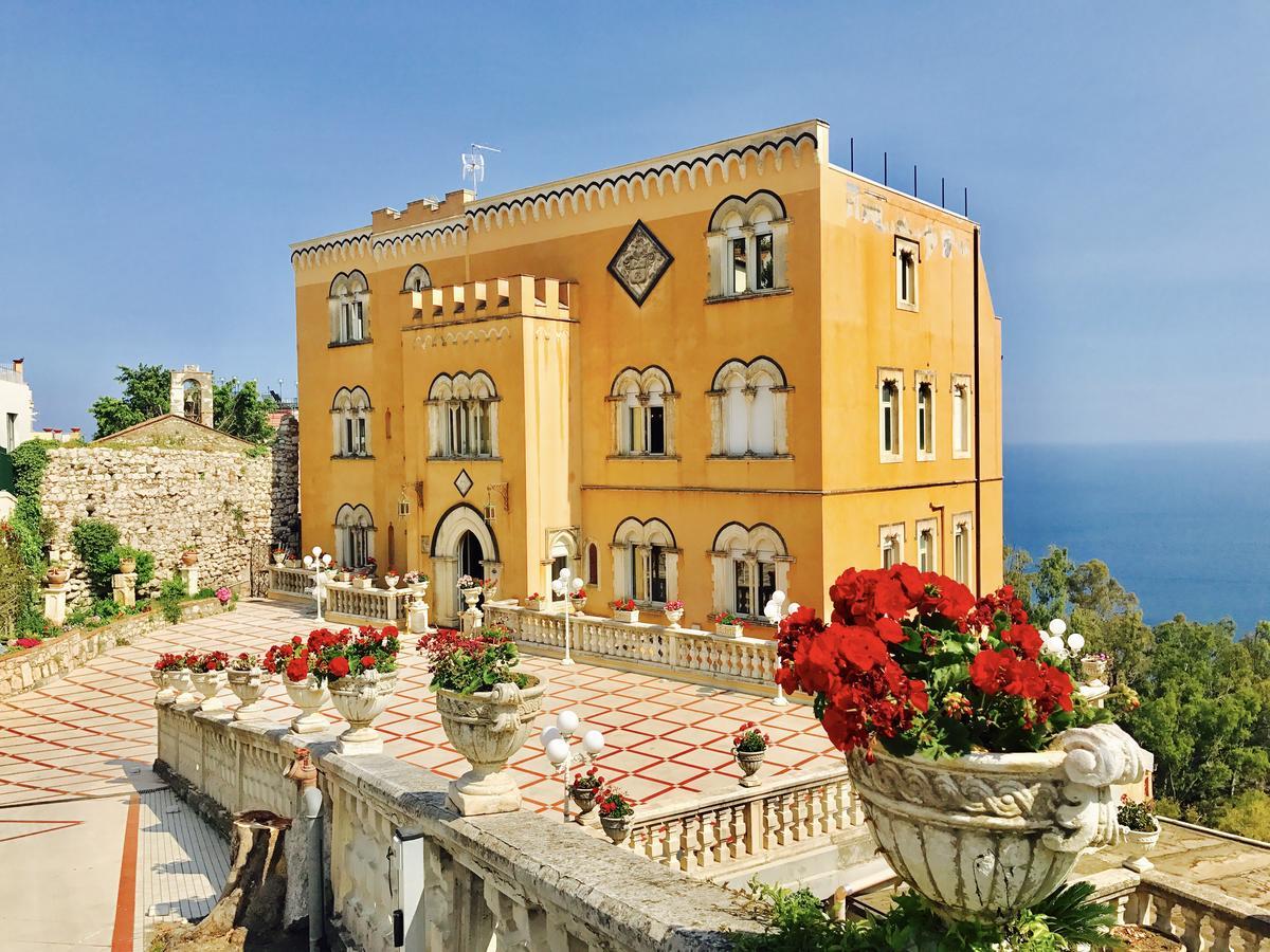 Hotel Villa Riis Taormina Buitenkant foto